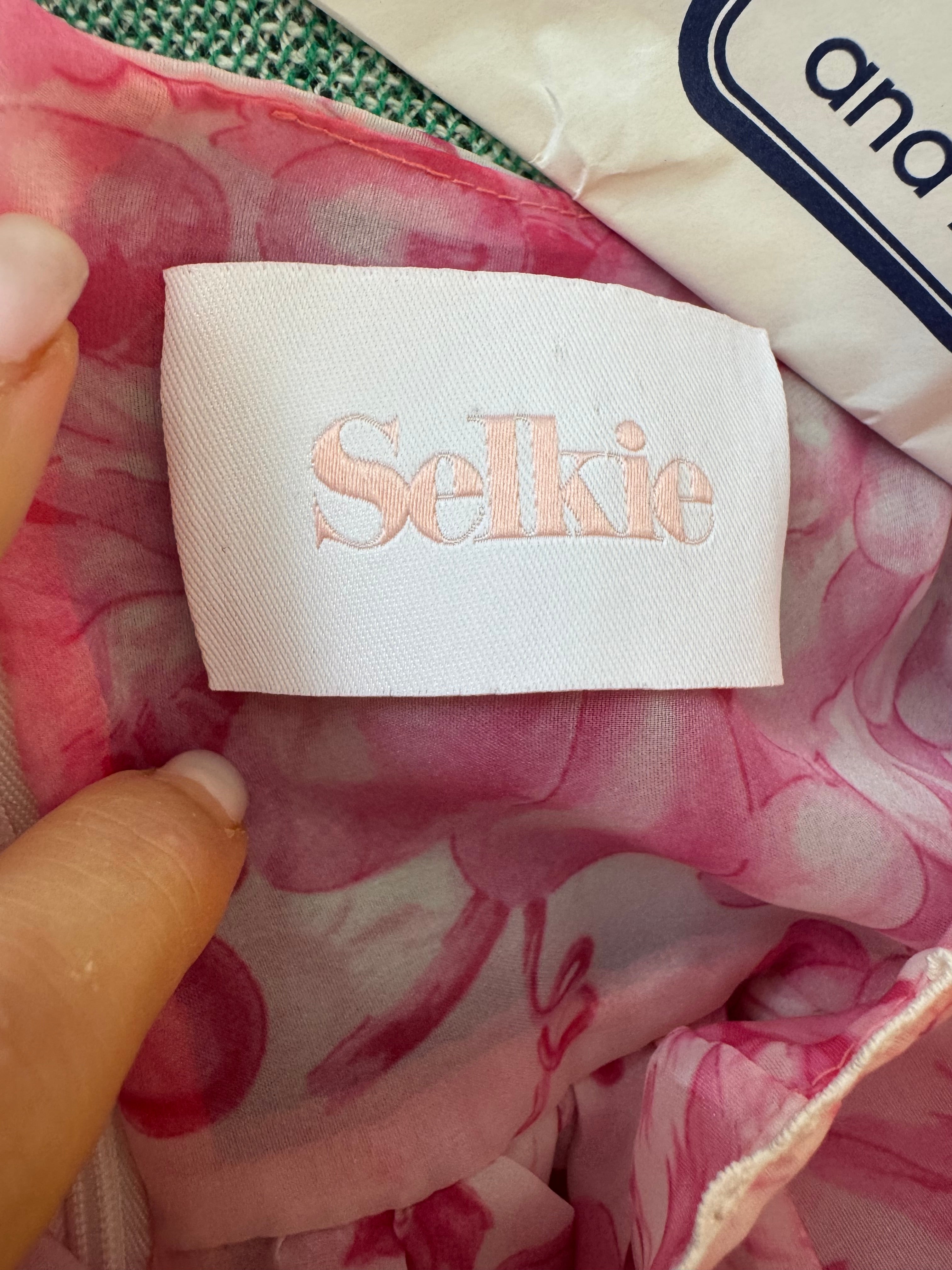 Selkie Pink Floral Puff Dress